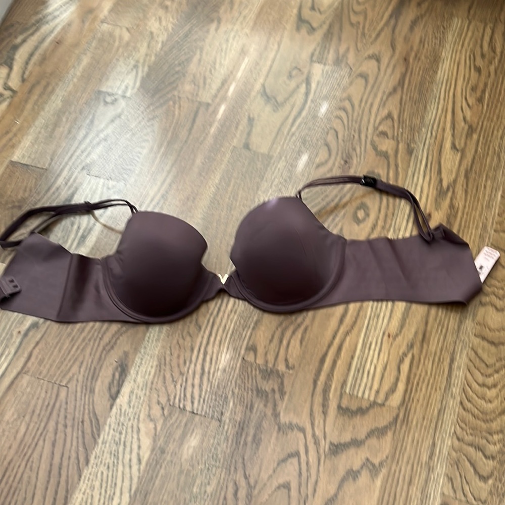 Victoria’s Secret Brand new with tags 34C